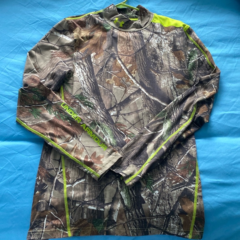 Unisex camo under armor🌲🪵